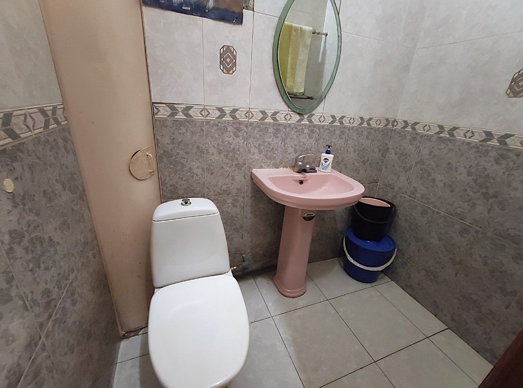 продажа многокомнатной квартиры номер A-173809 в Приморском районе, фото номер 24